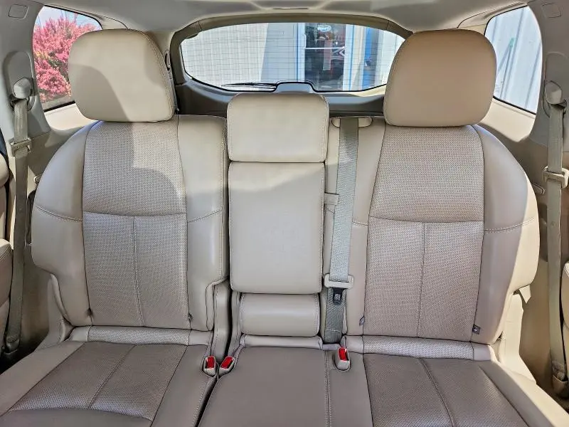 2017 NISSAN PATHFINDER PLATINUM  