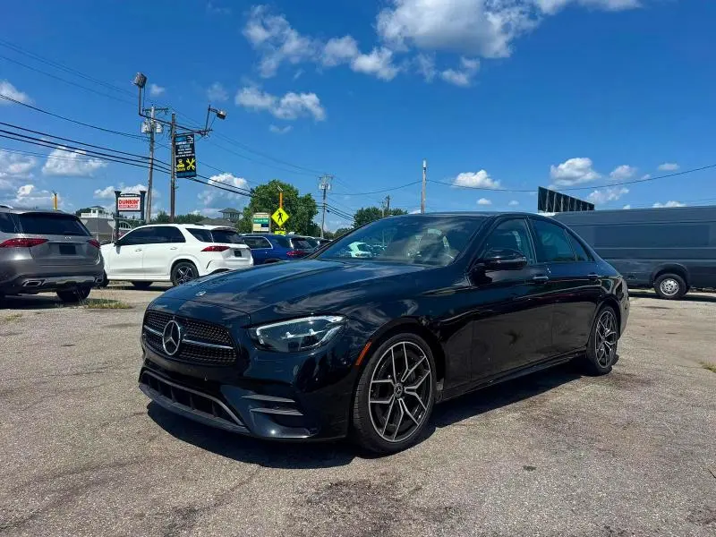 2022 MERCEDES-BENZ E 350  