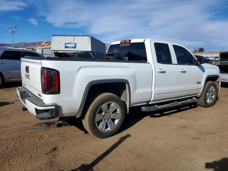 2017 GMC SIERRA K1500 SLT  