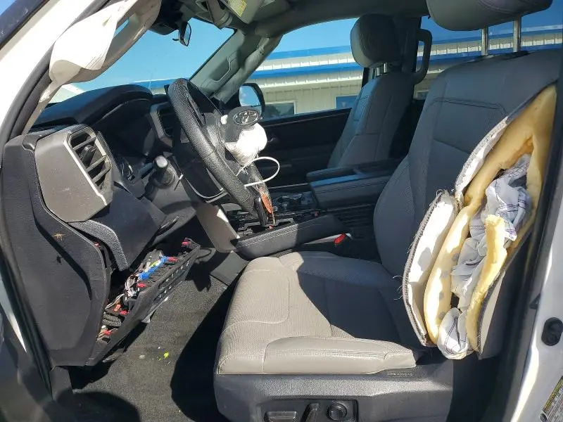 2024 TOYOTA TUNDRA CREWMAX SR  