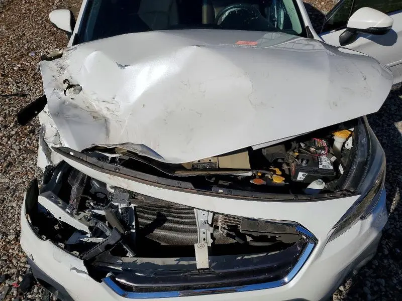 2018 SUBARU OUTBACK TOURING  