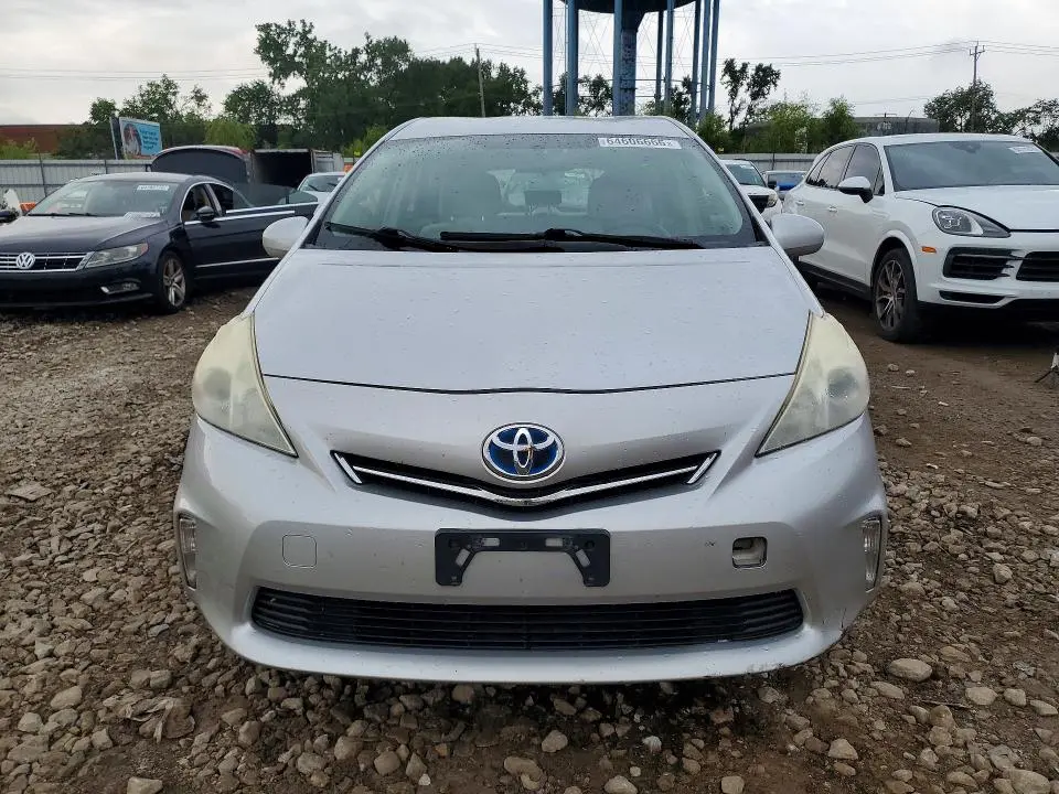 2012 TOYOTA PRIUS V TWO  