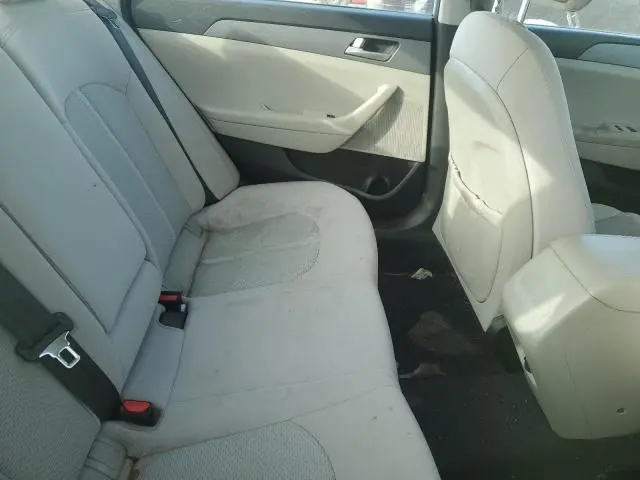 2017 HYUNDAI SONATA SE  