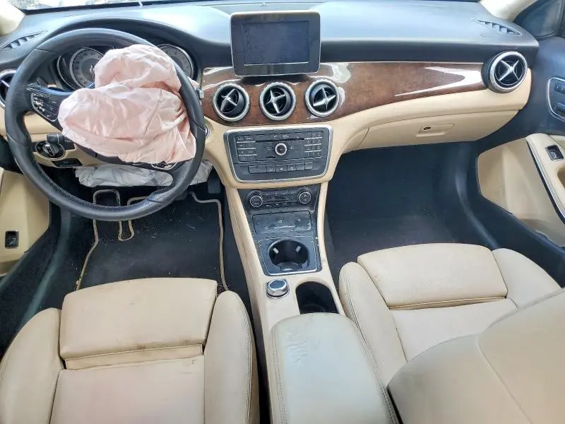 2017 MERCEDES-BENZ GLA 250  