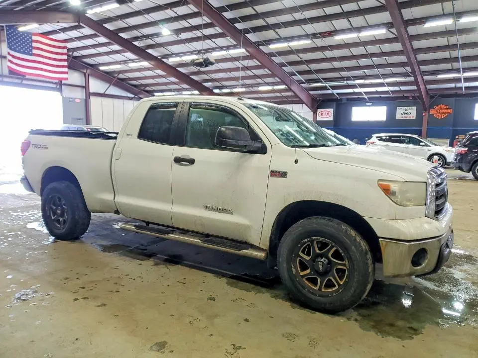 2010 TOYOTA TUNDRA GRADE  