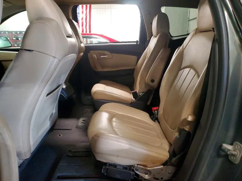 2011 CHEVROLET TRAVERSE LTZ  