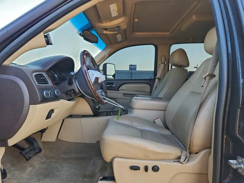 2012 GMC SIERRA K2500 DENALI  