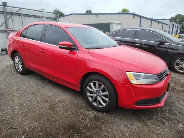 2013 VOLKSWAGEN JETTA SE  