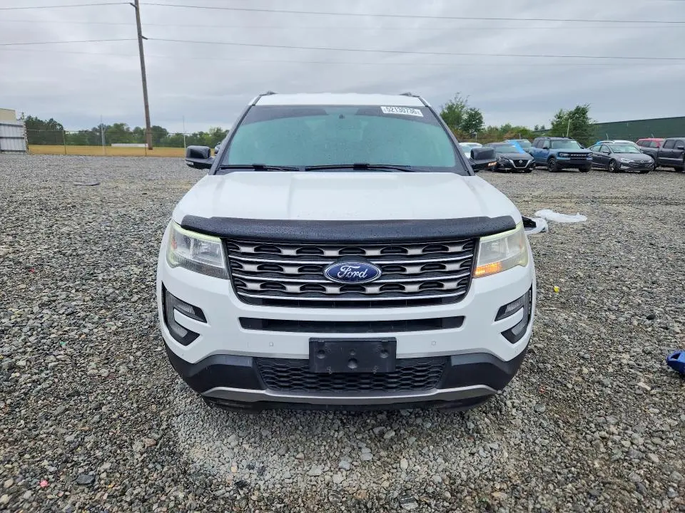 2017 FORD EXPLORER XLT  