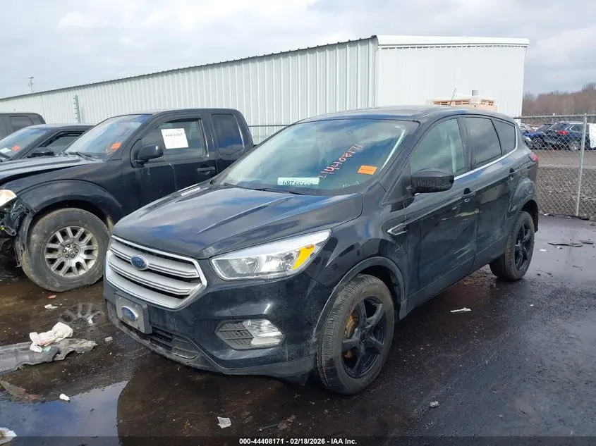 2019 FORD ESCAPE SE