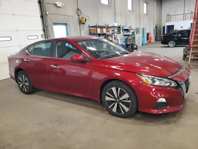 2021 NISSAN ALTIMA SV  