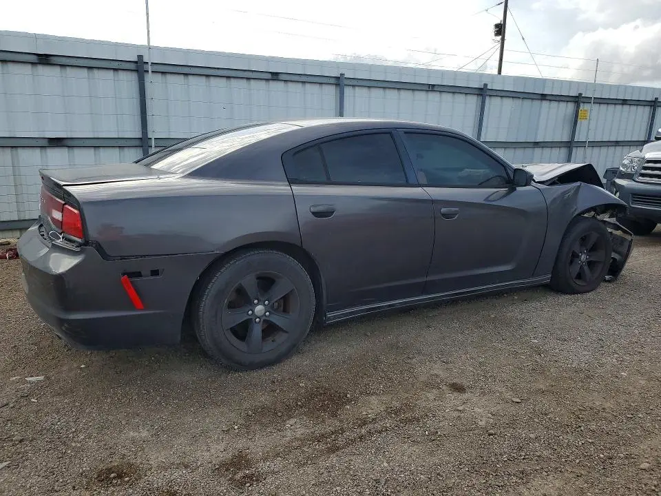 2014 DODGE CHARGER SE  