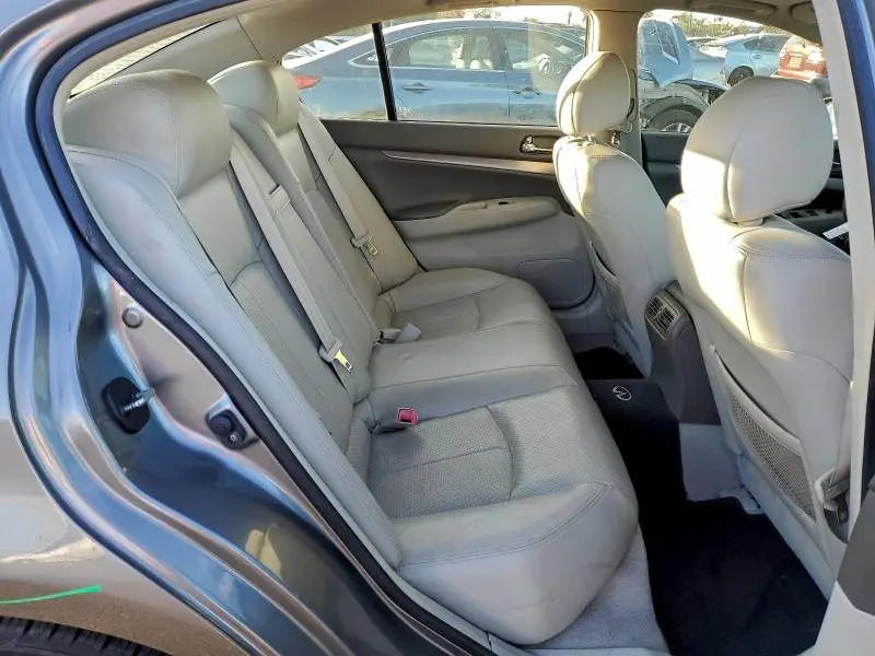 2010 INFINITI G37 BASE  