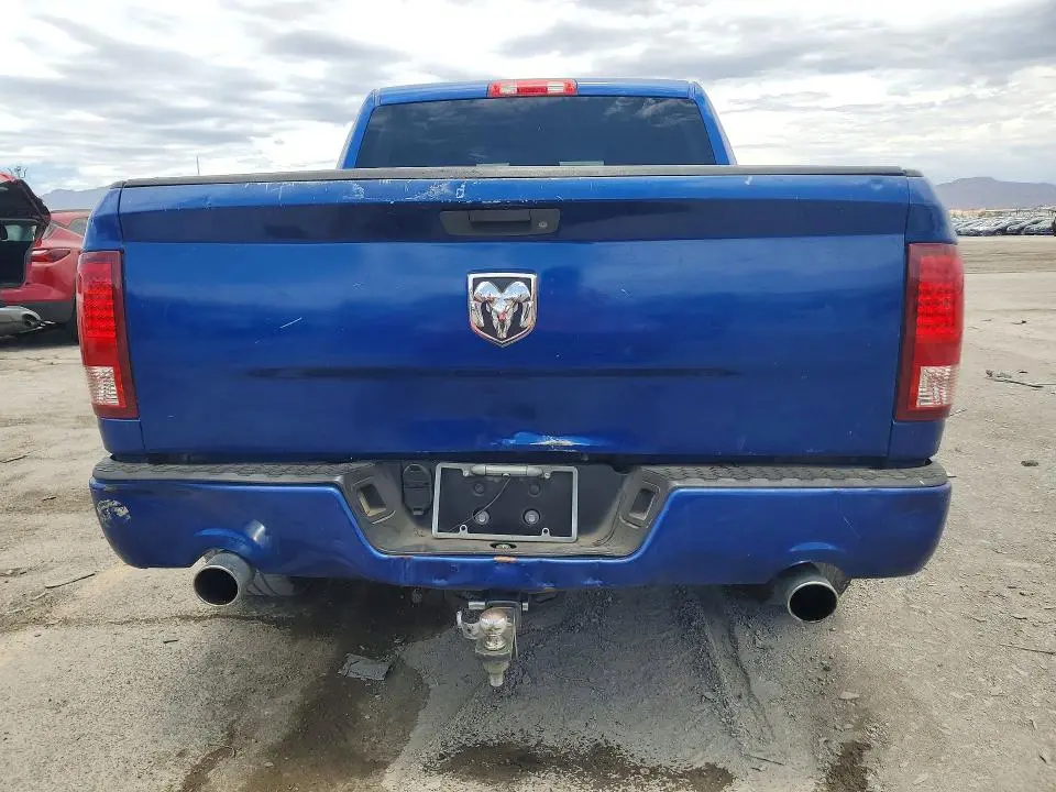 2014 RAM 1500 ST  