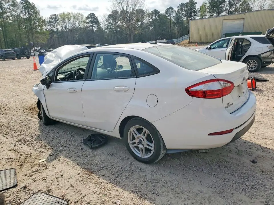 2018 FORD FIESTA SE  