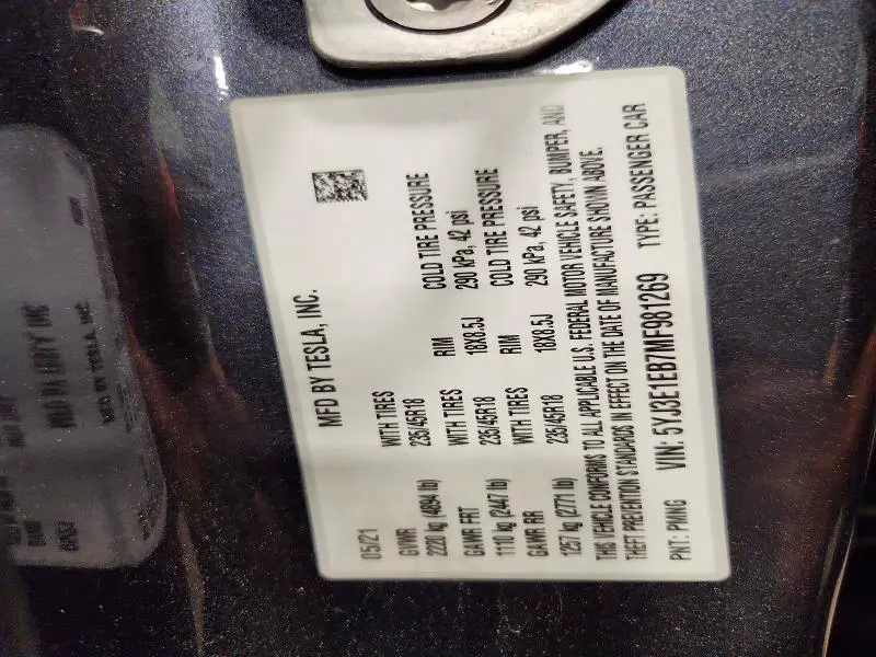 2021 TESLA MODEL 3   