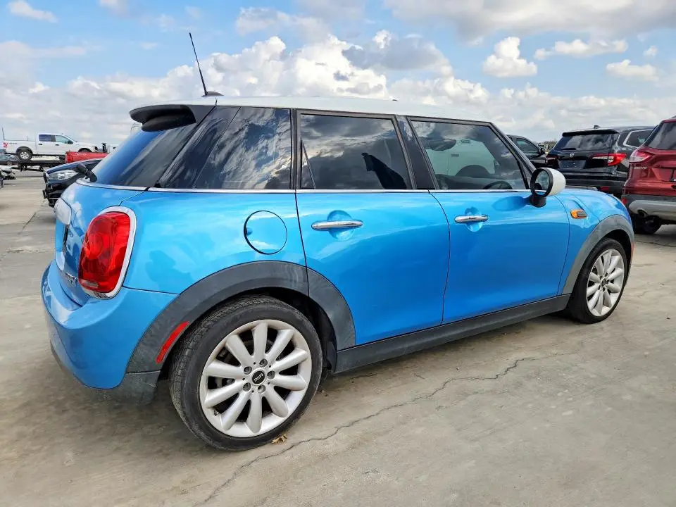 2015 MINI COOPER   