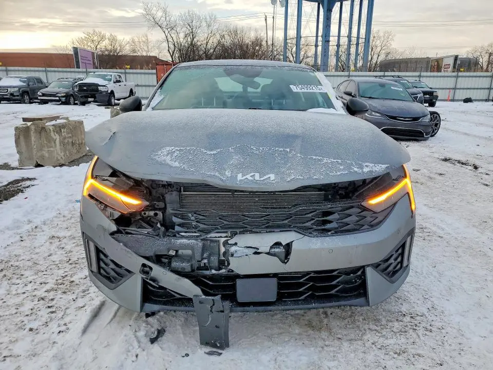 2025 KIA K5   
