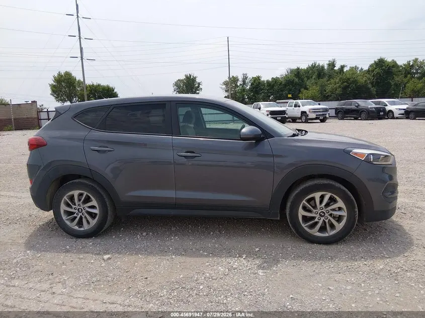 2018 HYUNDAI TUCSON SE
