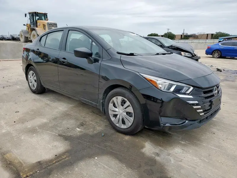 2024 NISSAN VERSA S  