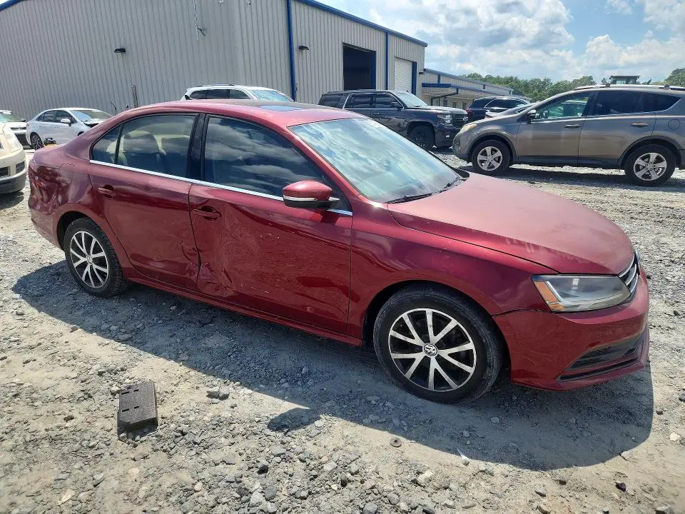 2017 VOLKSWAGEN JETTA SE  