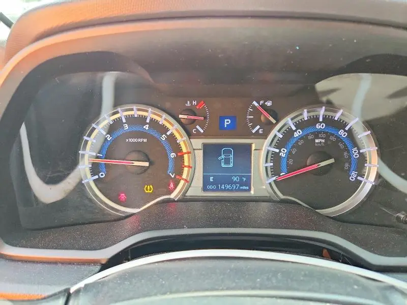 2018 TOYOTA 4RUNNER SR5  