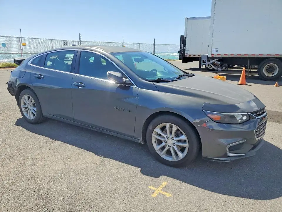 2017 CHEVROLET MALIBU LT  