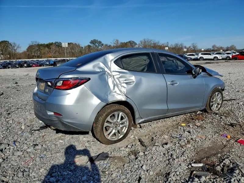 2017 TOYOTA YARIS IA   