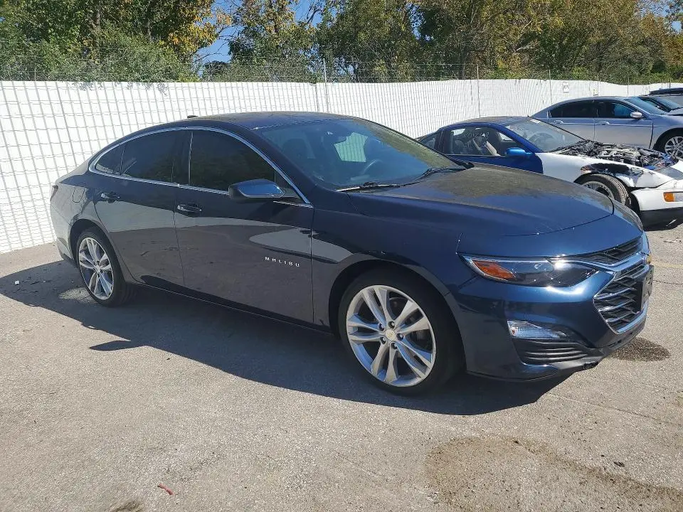 2022 CHEVROLET MALIBU LT  