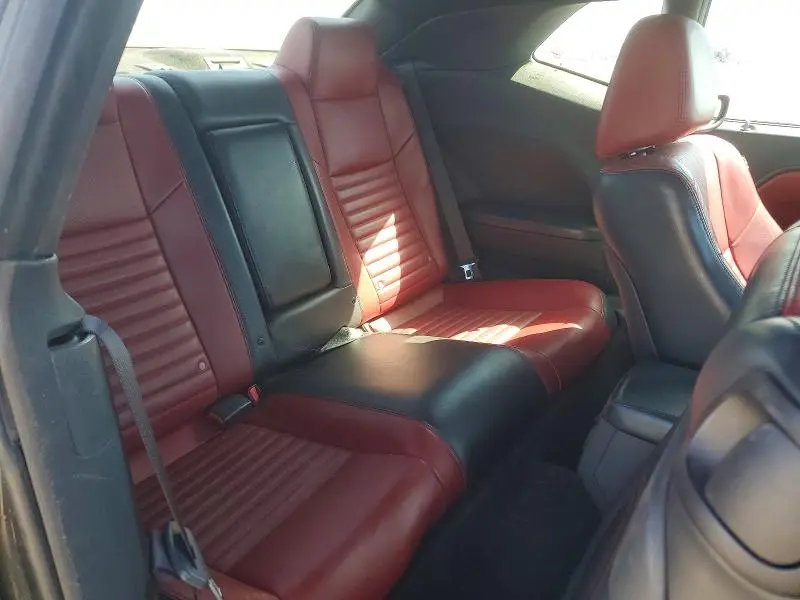 2013 DODGE CHALLENGER SXT  