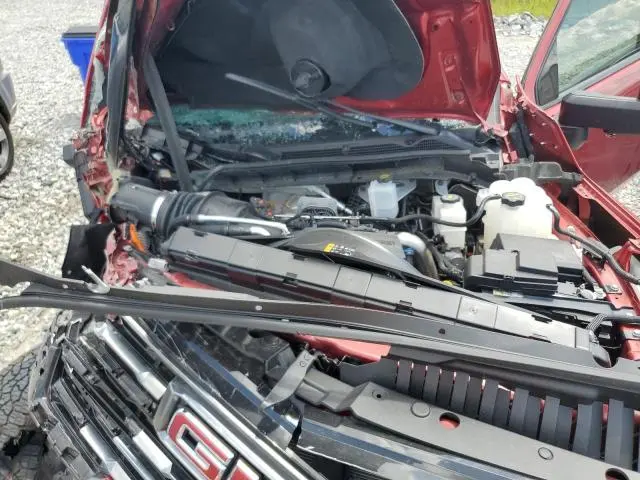 2025 GMC SIERRA K2500 AT4  