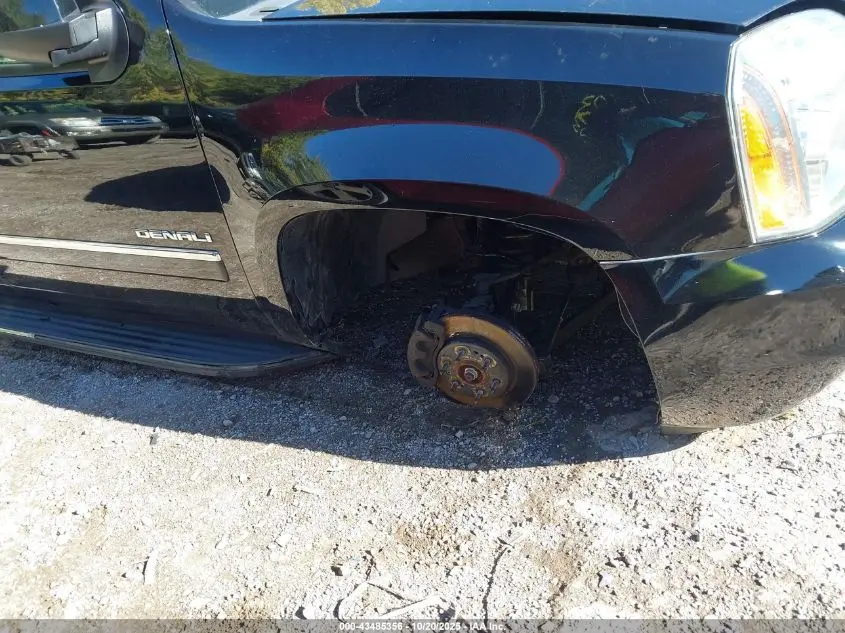 2013 GMC YUKON XL 1500 DENALI