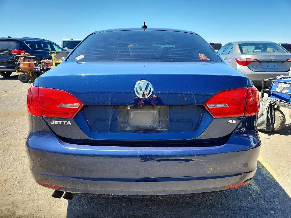 2014 VOLKSWAGEN JETTA SE  