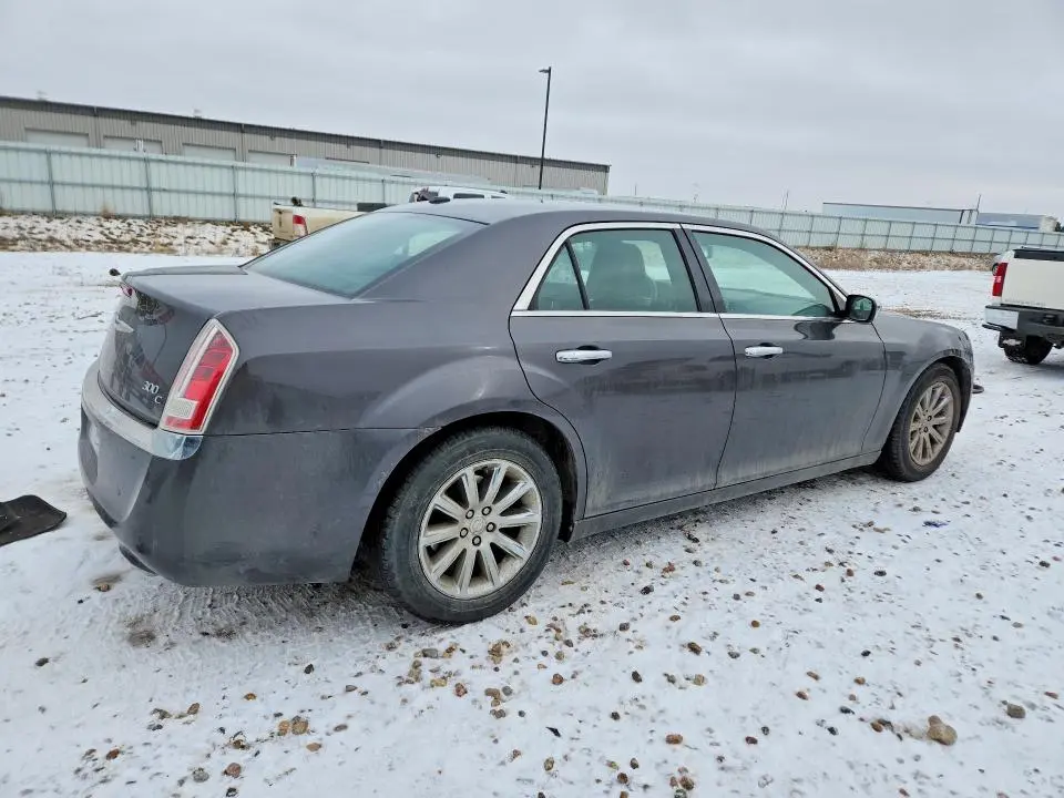 2013 CHRYSLER 300C   