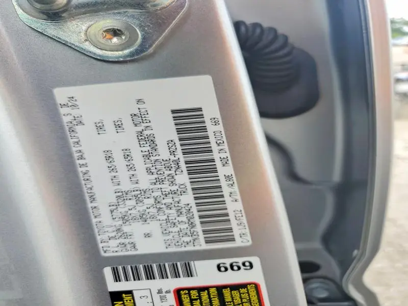 2024 TOYOTA TACOMA TRD SPORT  
