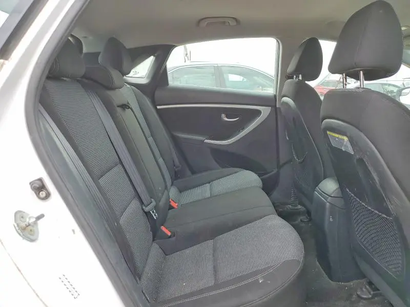 2016 HYUNDAI ELANTRA GT BASE  