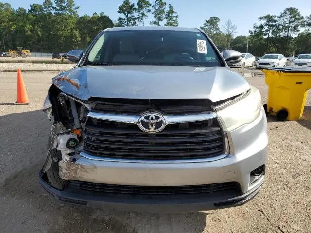 2015 TOYOTA HIGHLANDER LE  