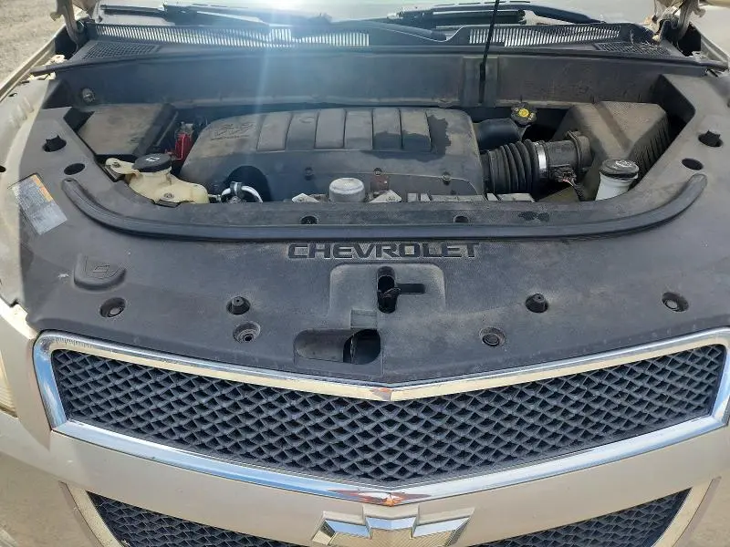 2011 CHEVROLET TRAVERSE LT  