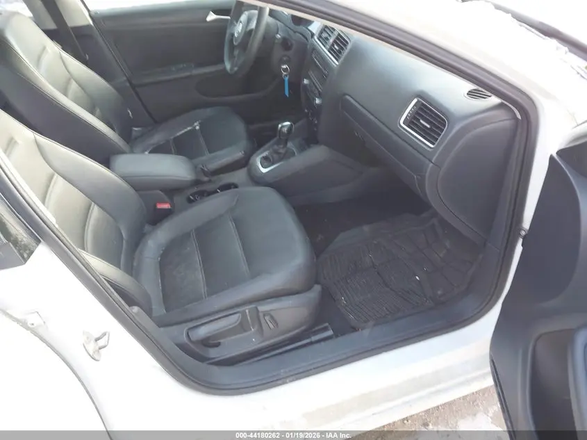 2014 VOLKSWAGEN JETTA 1.8T SE