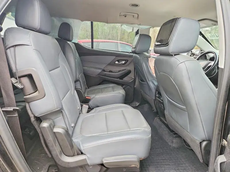 2020 CHEVROLET TRAVERSE LT  
