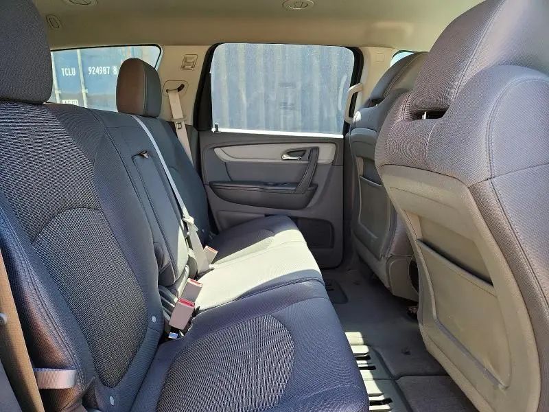 2014 CHEVROLET TRAVERSE LT  