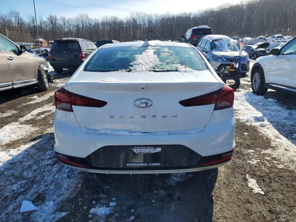 2020 HYUNDAI ELANTRA SEL  