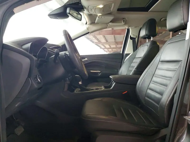 2017 FORD ESCAPE TITANIUM  