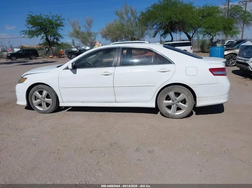 2010 TOYOTA CAMRY SE