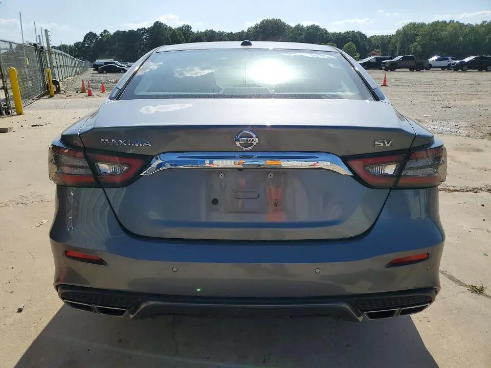 2021 NISSAN MAXIMA SV  