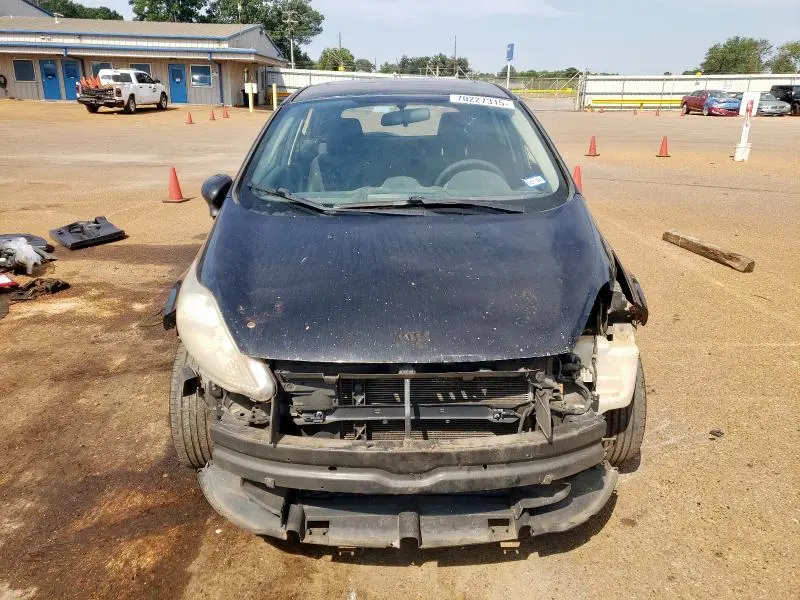 2011 FORD FIESTA SE  