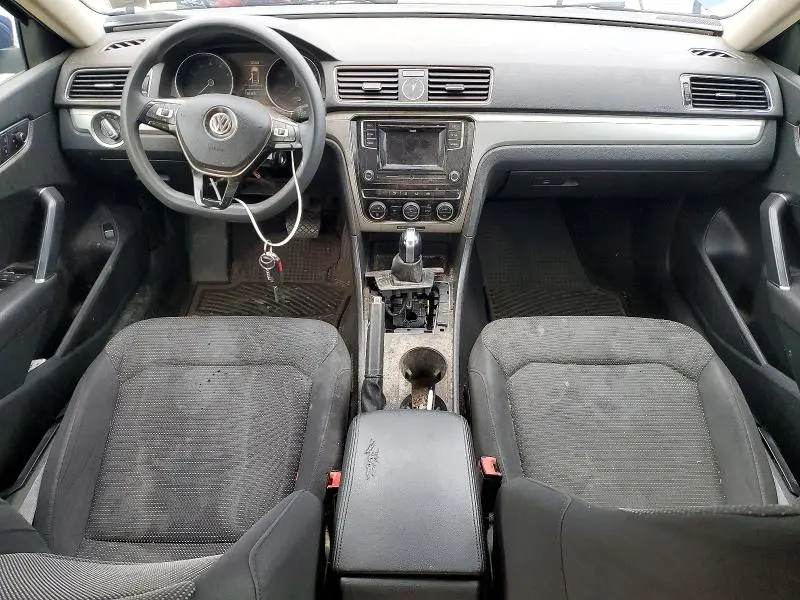 2017 VOLKSWAGEN PASSAT S  
