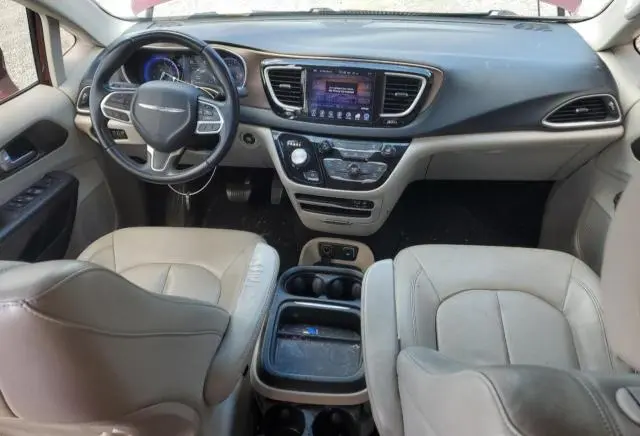 2017 CHRYSLER PACIFICA TOURING L  