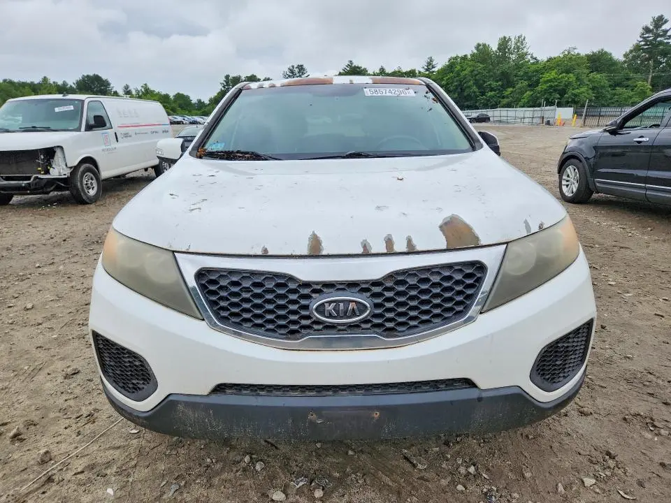 2011 KIA SORENTO LX  