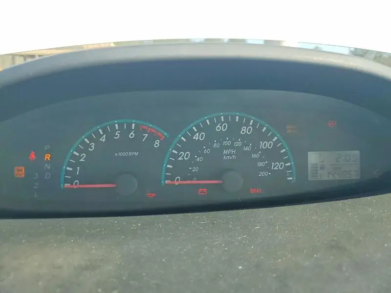 2011 TOYOTA YARIS BASE  
